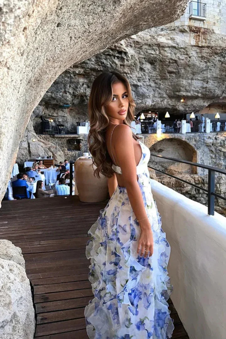 Amelia - Elegant Women&