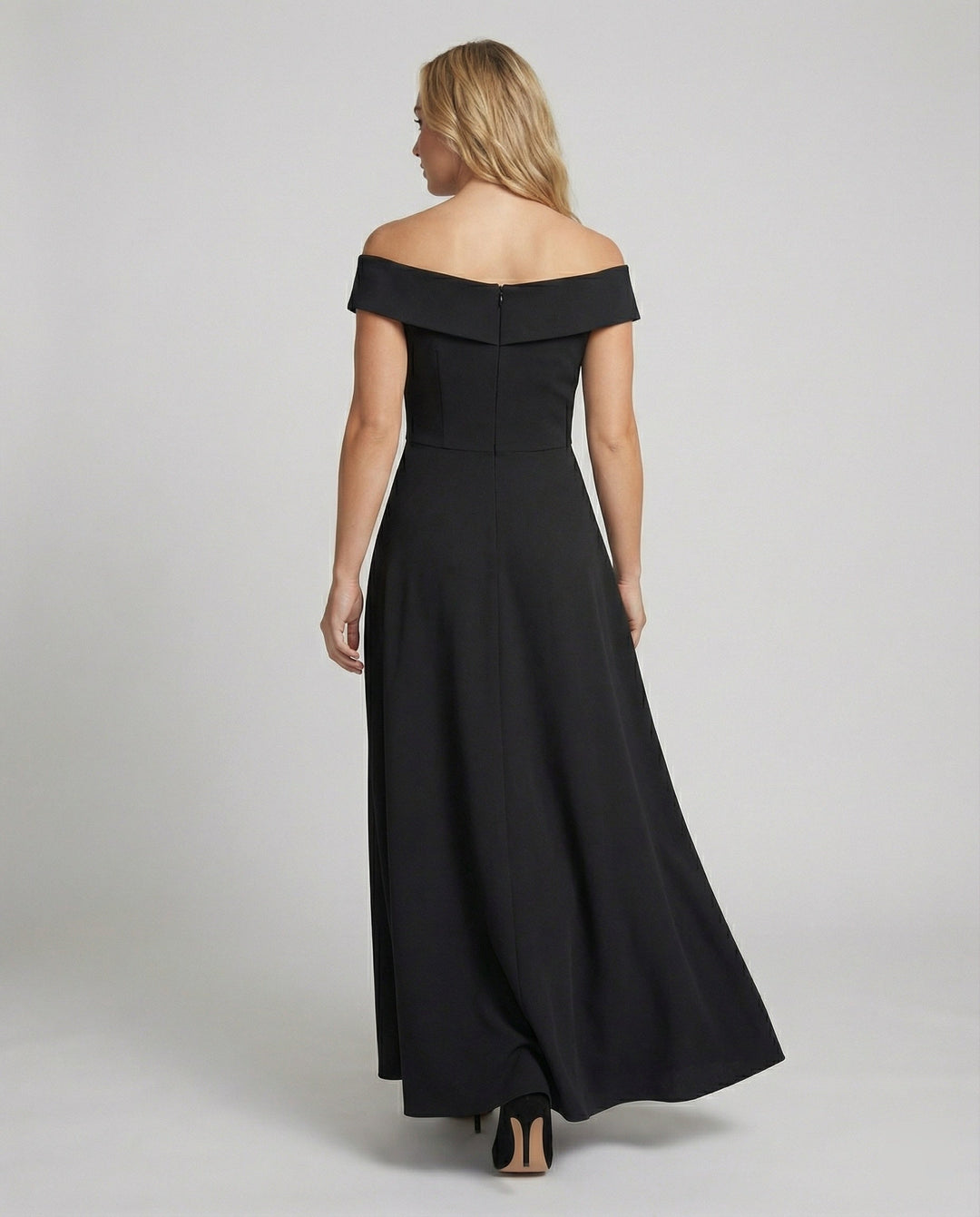 Aria - Elegant Women&