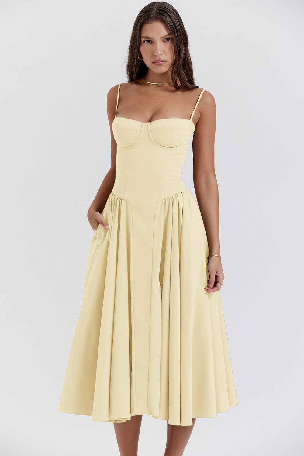Aurora - Elegant Women&