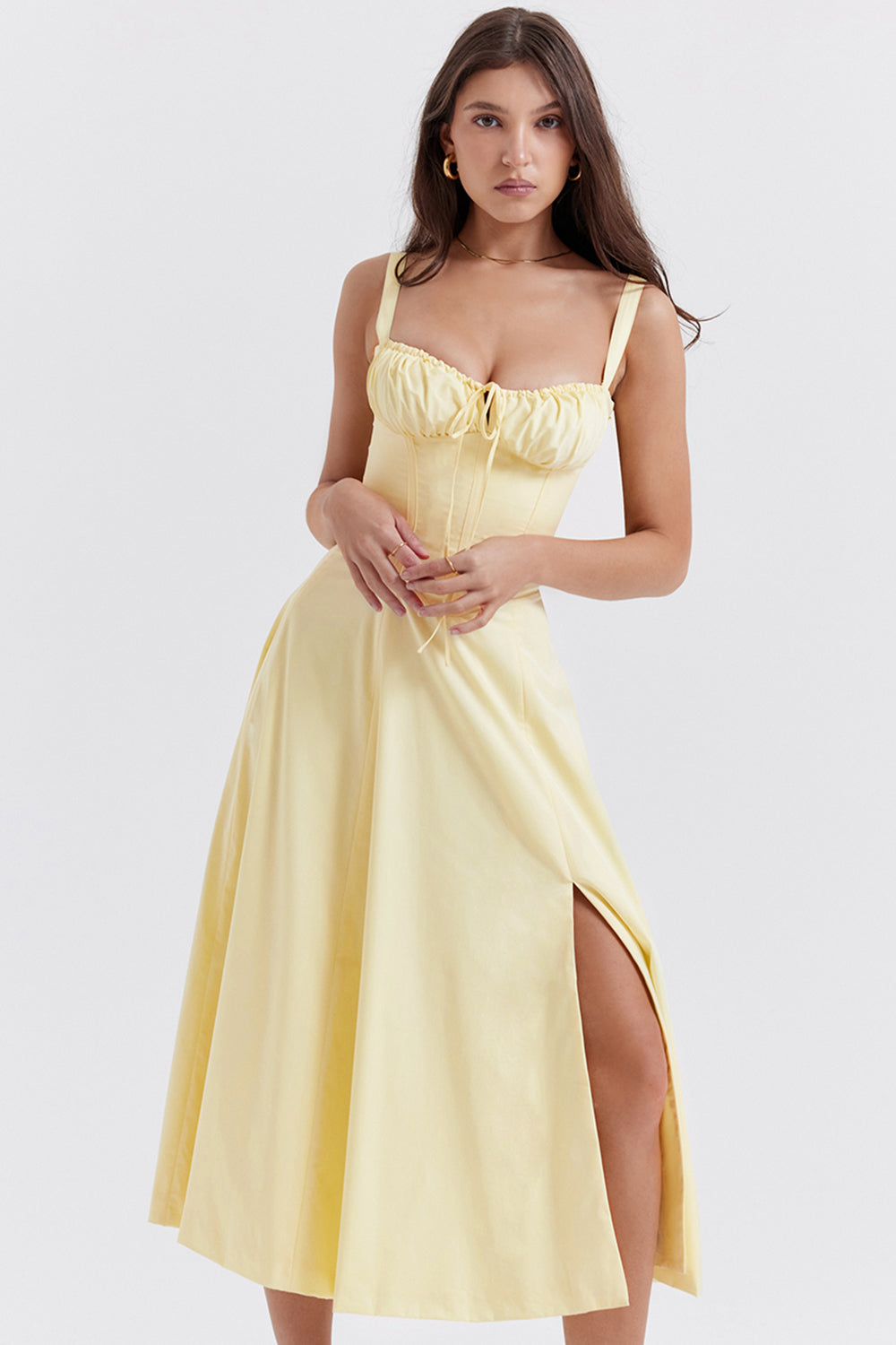 Chloe - Elegant Women&