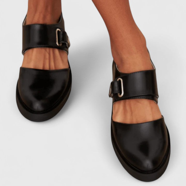 Ella - Chic Women&