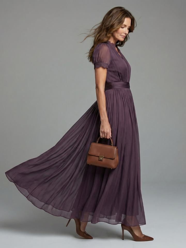 Evelyn - Elegant Women&