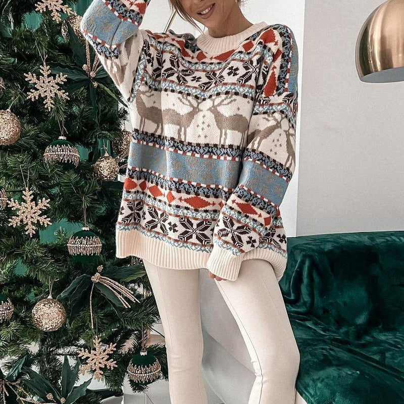 Grace - Women’s christmas sweater with reindeer pattern oversized and knitted