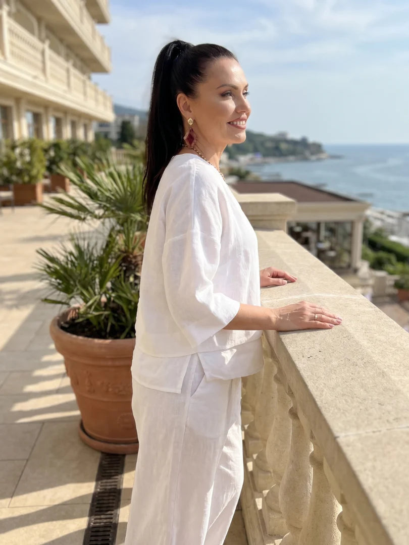 Isabella - Elegant Women&