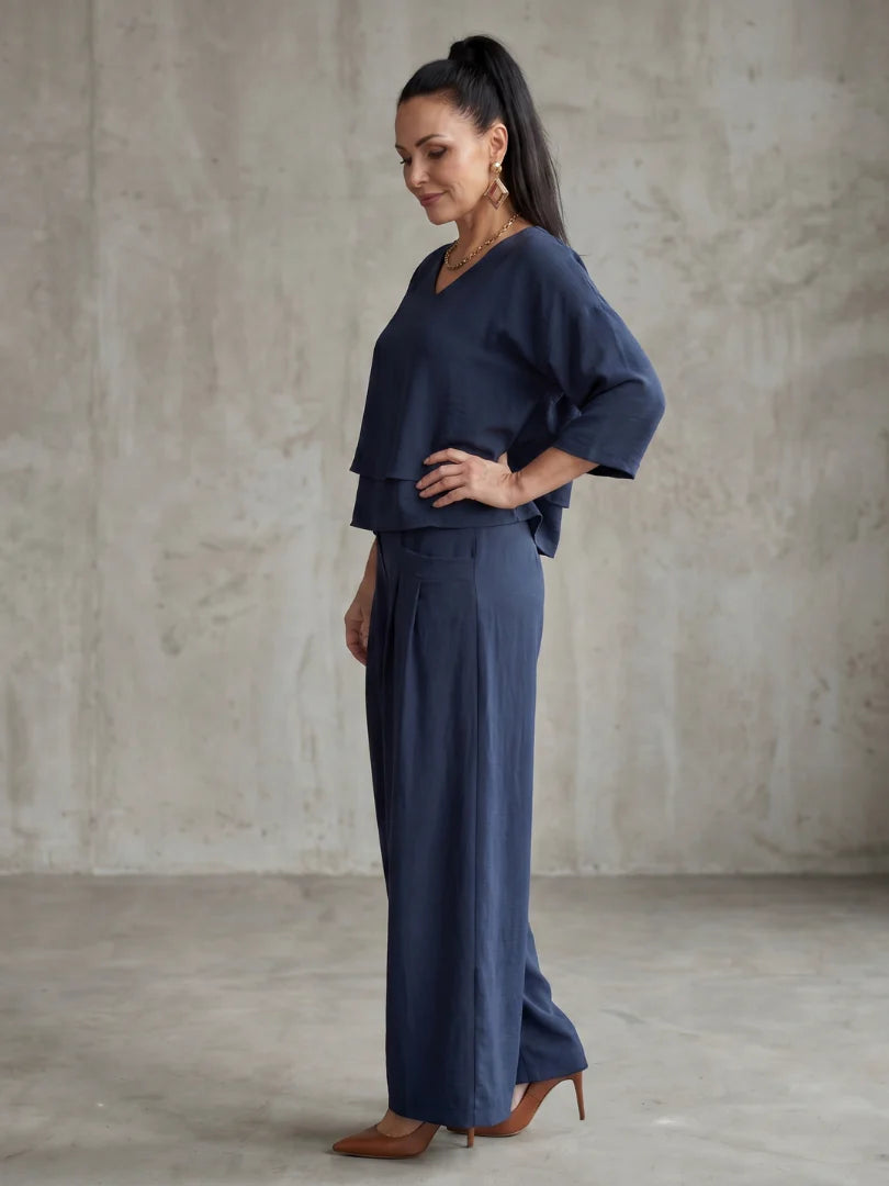 Isabella - Elegant Women&
