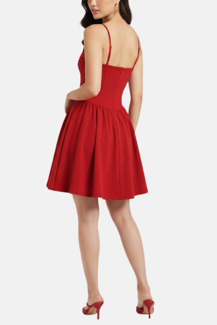 Isabella - Elegant Women&