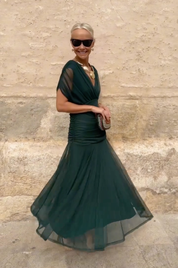 Natalie - Elegant Women&
