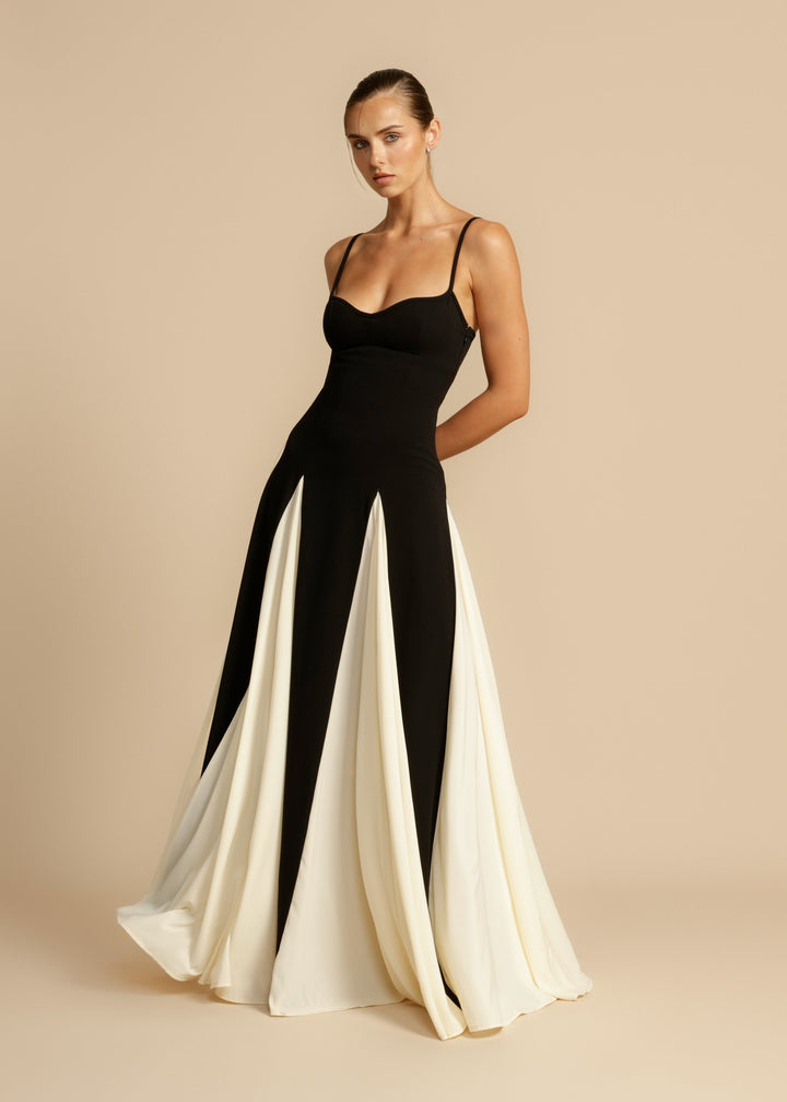 Olivia - Elegant Women&