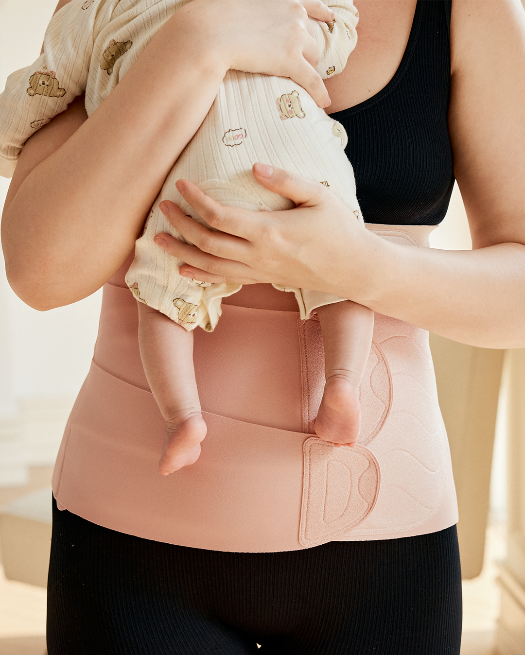 Postpartum Recovery Wrap | Adjustable Abdominal Support | Ergonomic Compression Design | Everyday Comfort