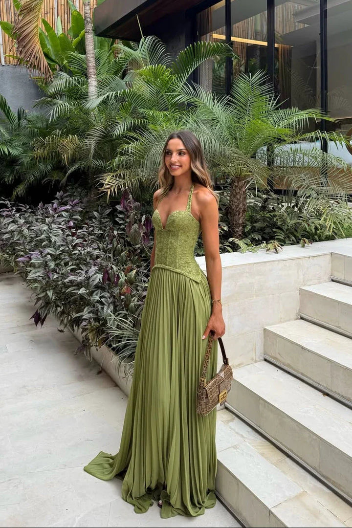 Savannah - Elegant Women&