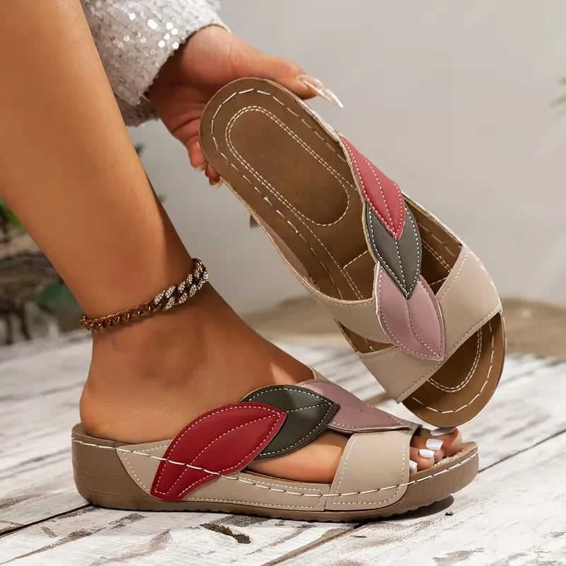 Scarlett - Orthopedic Sandals for Women with Leaf Patchwork Detail and Wedge Sole