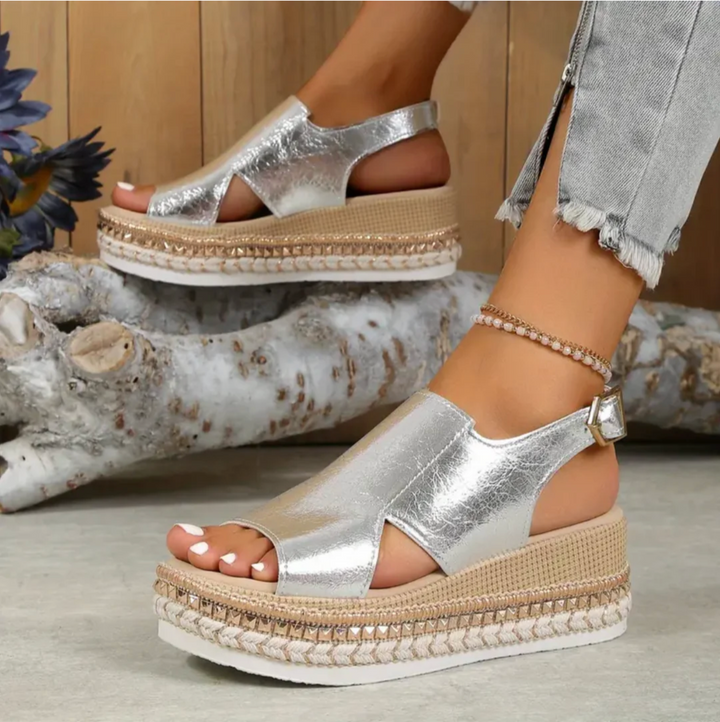 Chloe - Trendy Women&