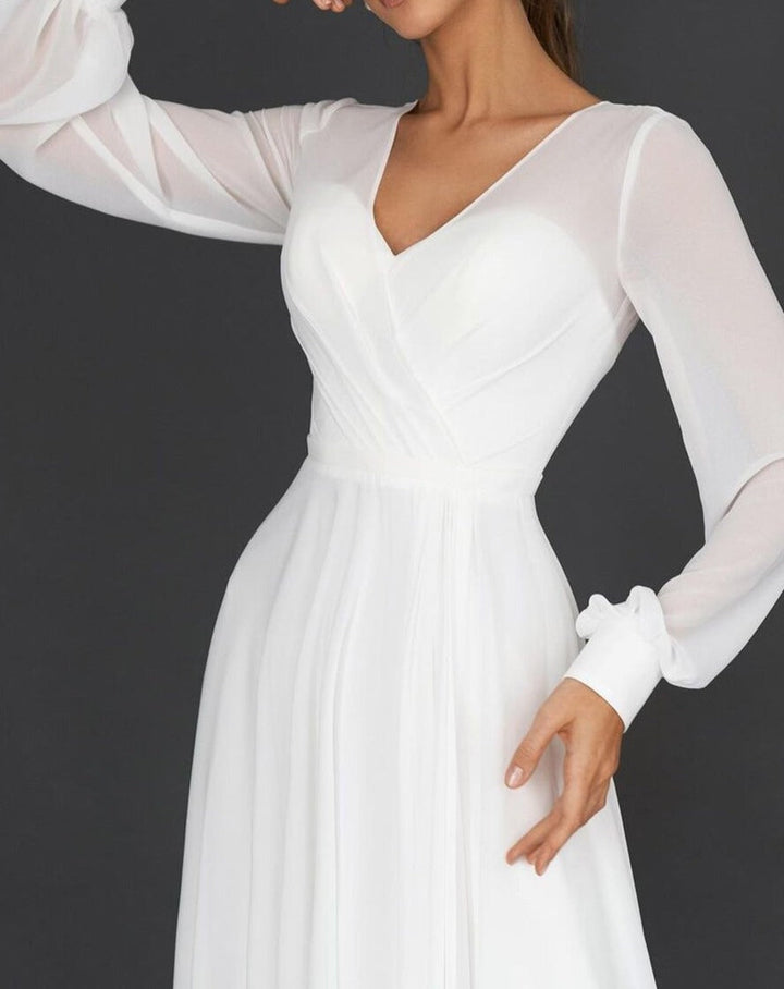 Victoria - Elegant Women&