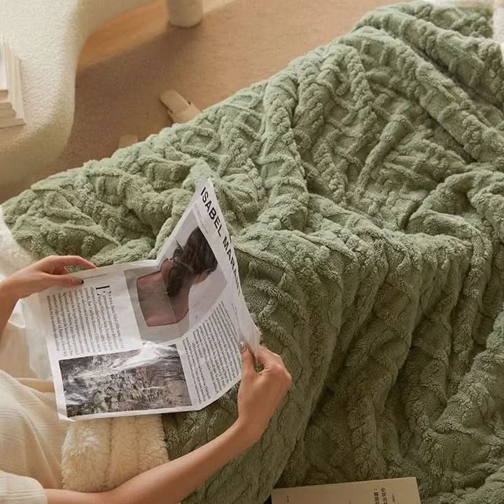 Winter Blanket | Fluffy Lambswool-Feel &amp; Microfiber Flannel | Double-Sided Cozy Bedspread