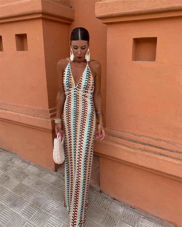 Zoe - Trendy Women's Wedding Guest Maxi Dress with Deep V Neck and Geometric Wave Print