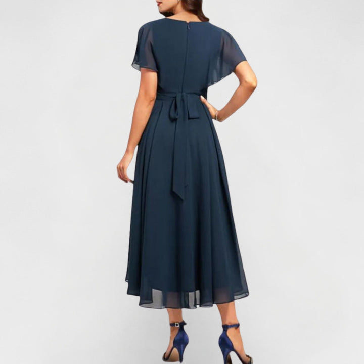 Zoe - Elegant Women&